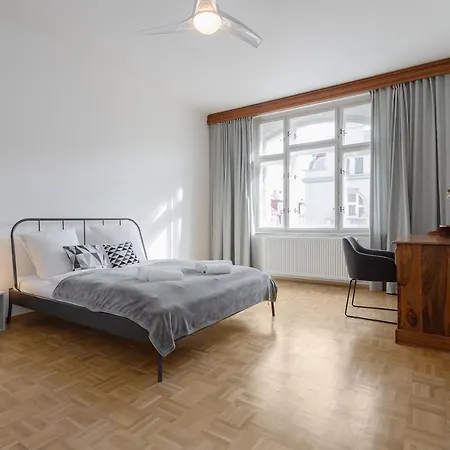 Bright&spacious Attic